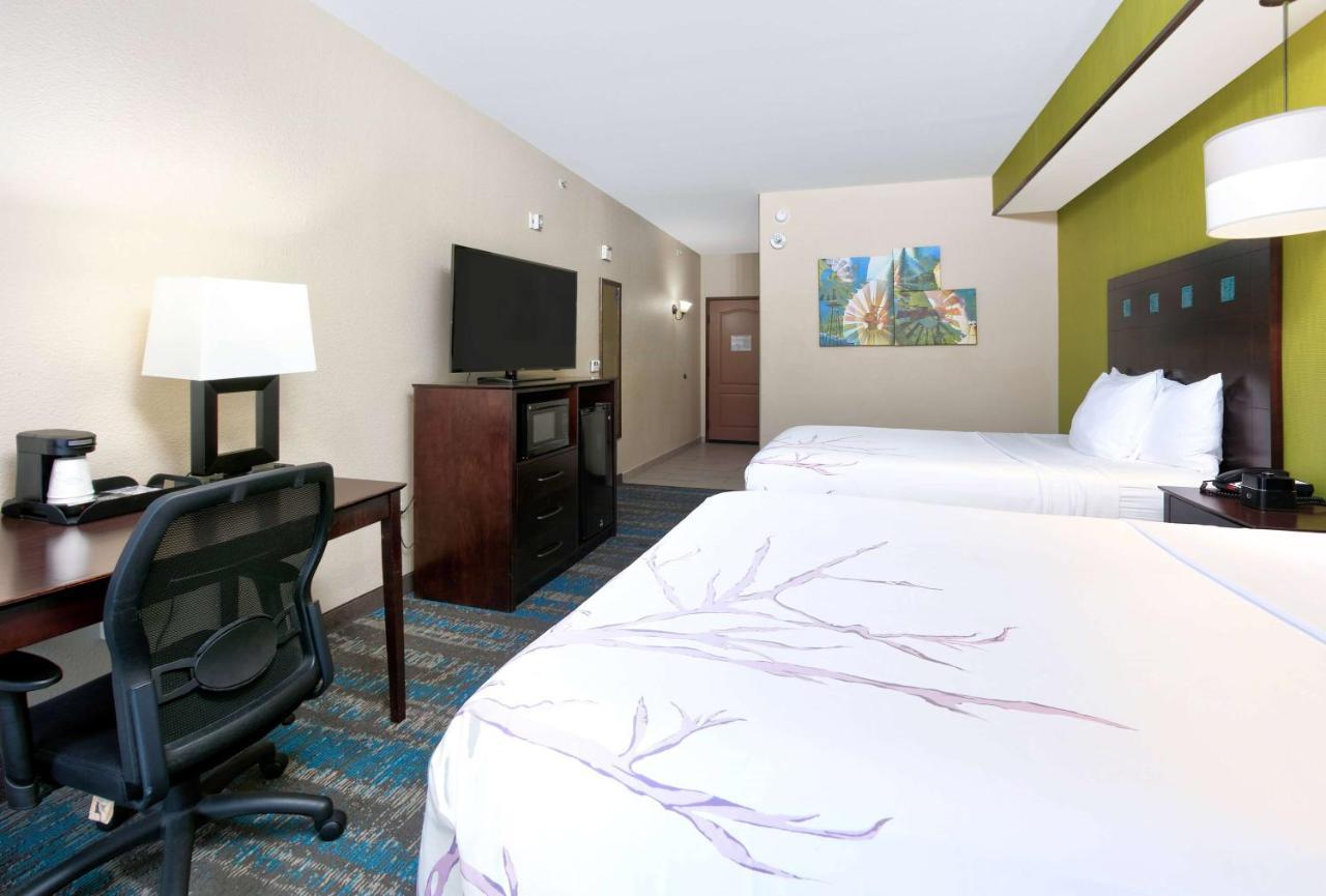 Hotel La Quinta By Wyndham Dallas Grand Prairie South Extérieur photo