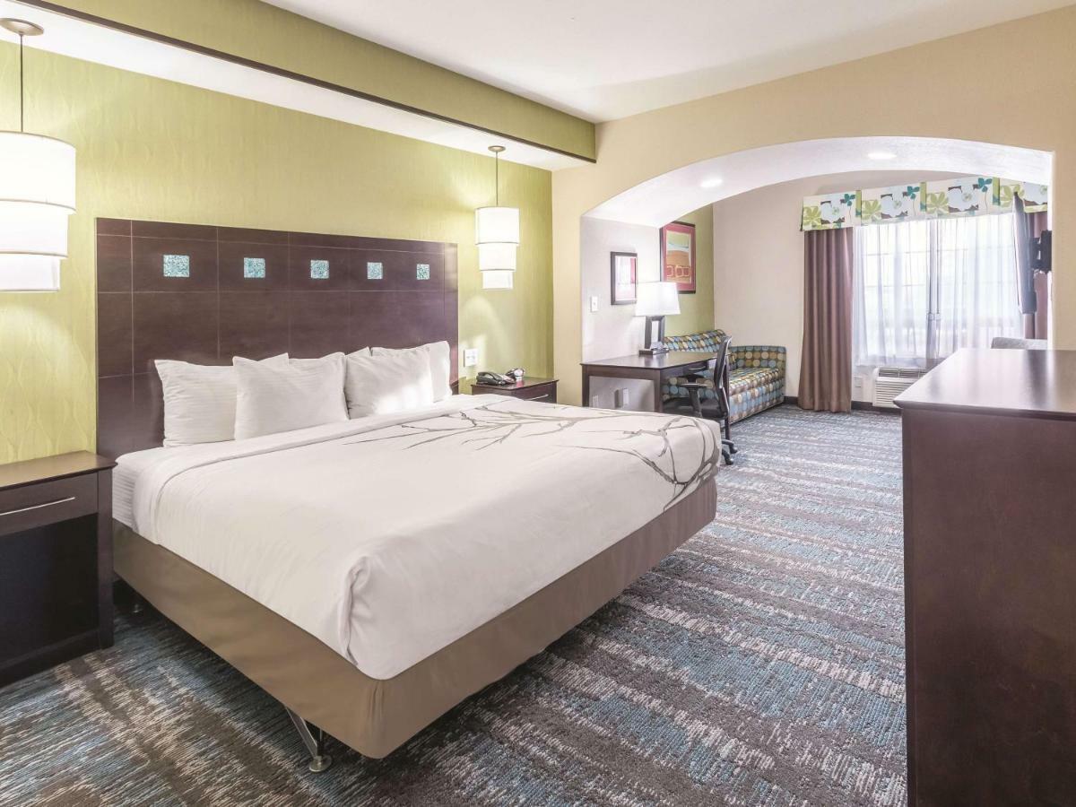 Hotel La Quinta By Wyndham Dallas Grand Prairie South Extérieur photo